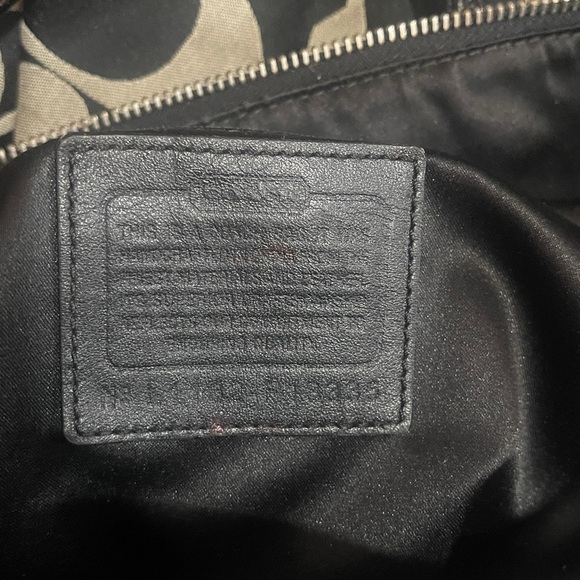 Coach Signature Black and Cream Tote - Picture 4 of 11